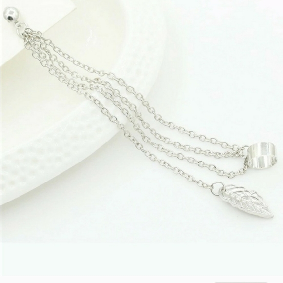 Feather Earring - Picture 2 of 3